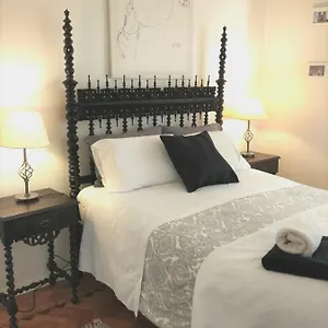Sabrosa's Flat , Lisbon Portugal